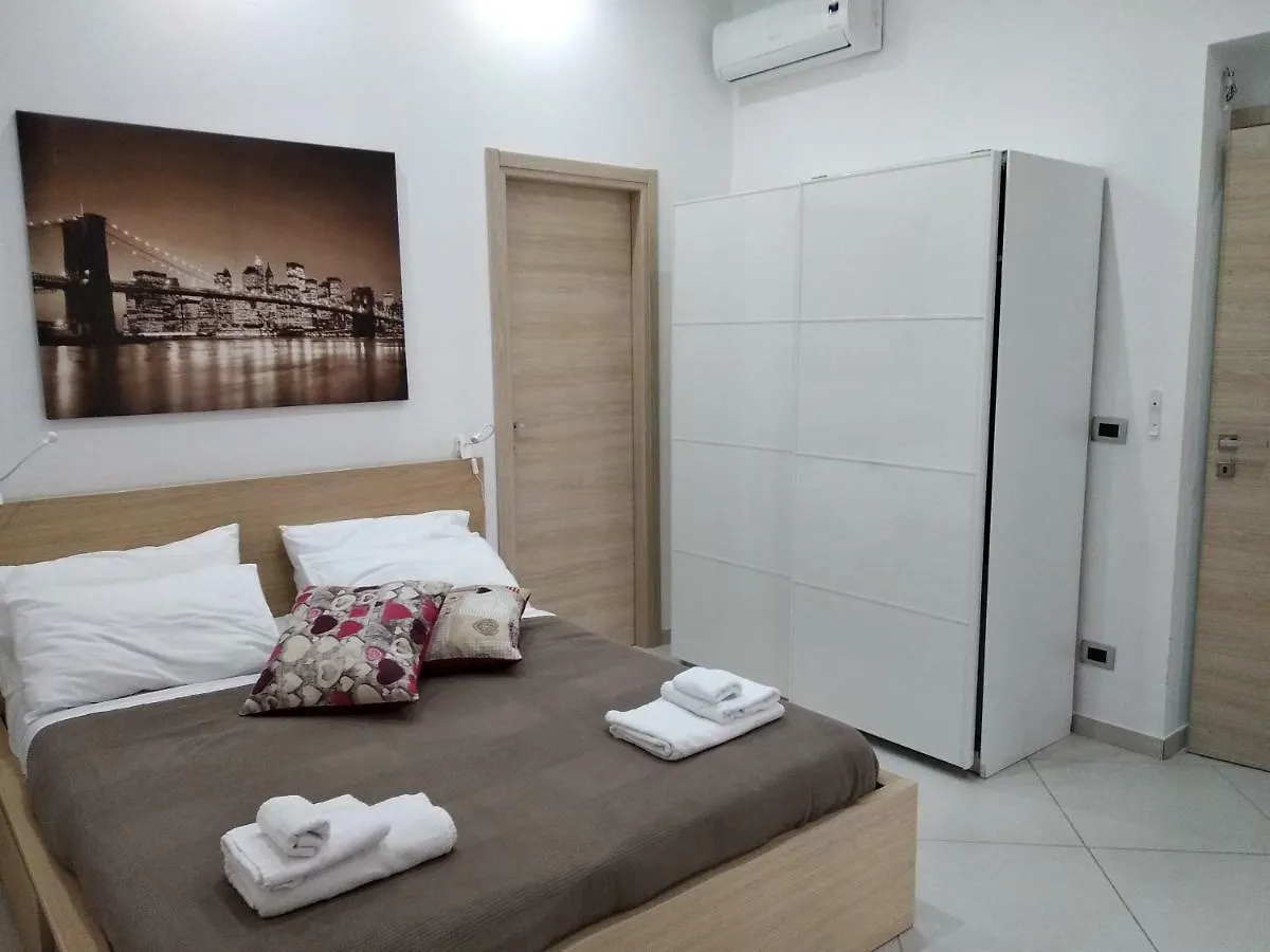 Casa Di Carlo E Vale Apartment Catania Italy