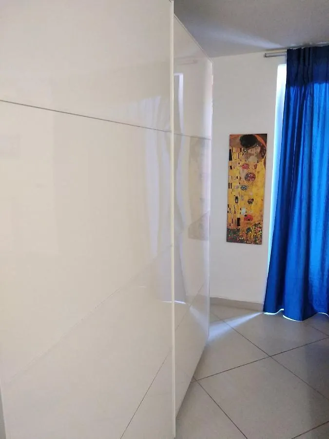 Casa Di Carlo E Vale Apartment Catania Italy